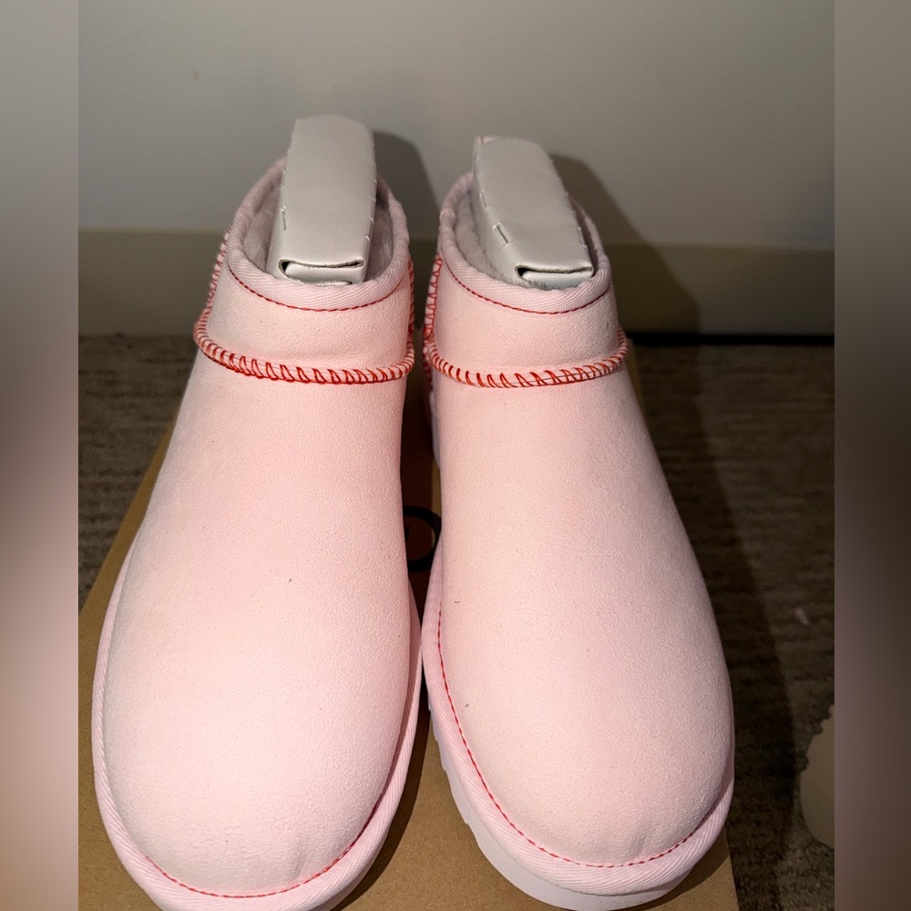 UGG Pink Valentine’s Day ultra mini